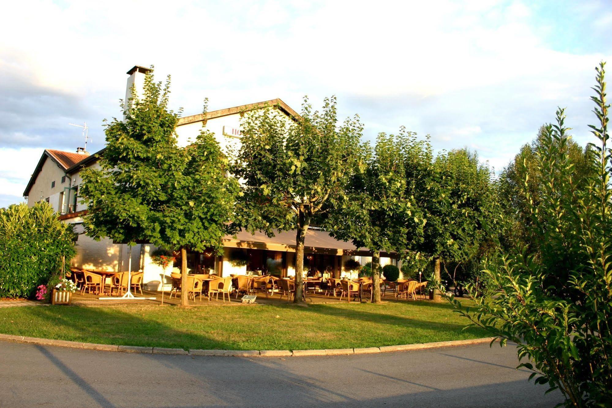 Hotel Relais De L'Abbaye Charlieu Exterior foto